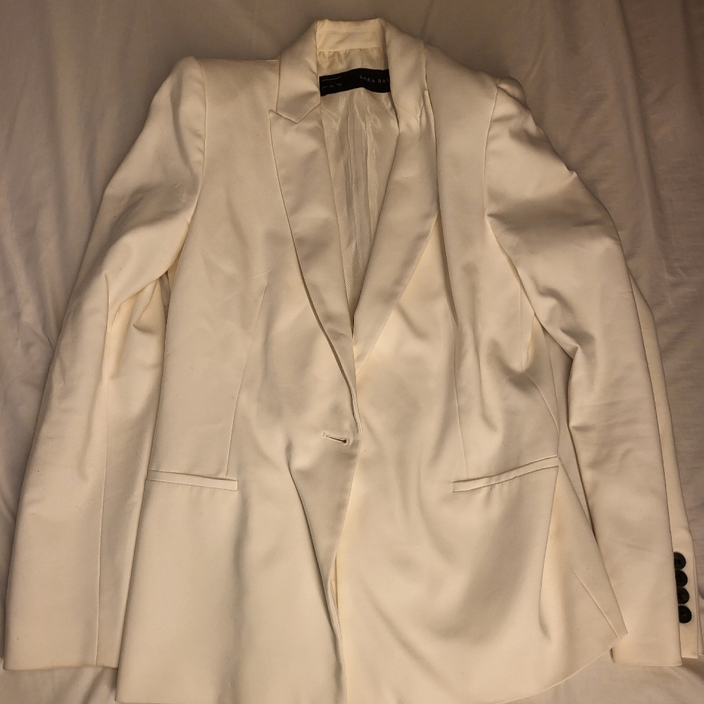 Zara Basic White Blazer